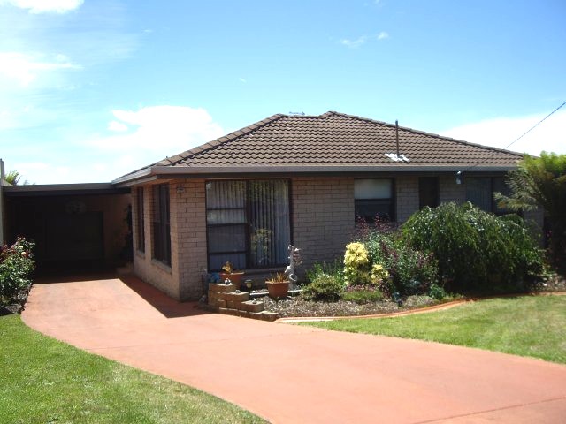 TVA REALTY = GREAT VALUE FAMILY HOME - Click here for Full Details
